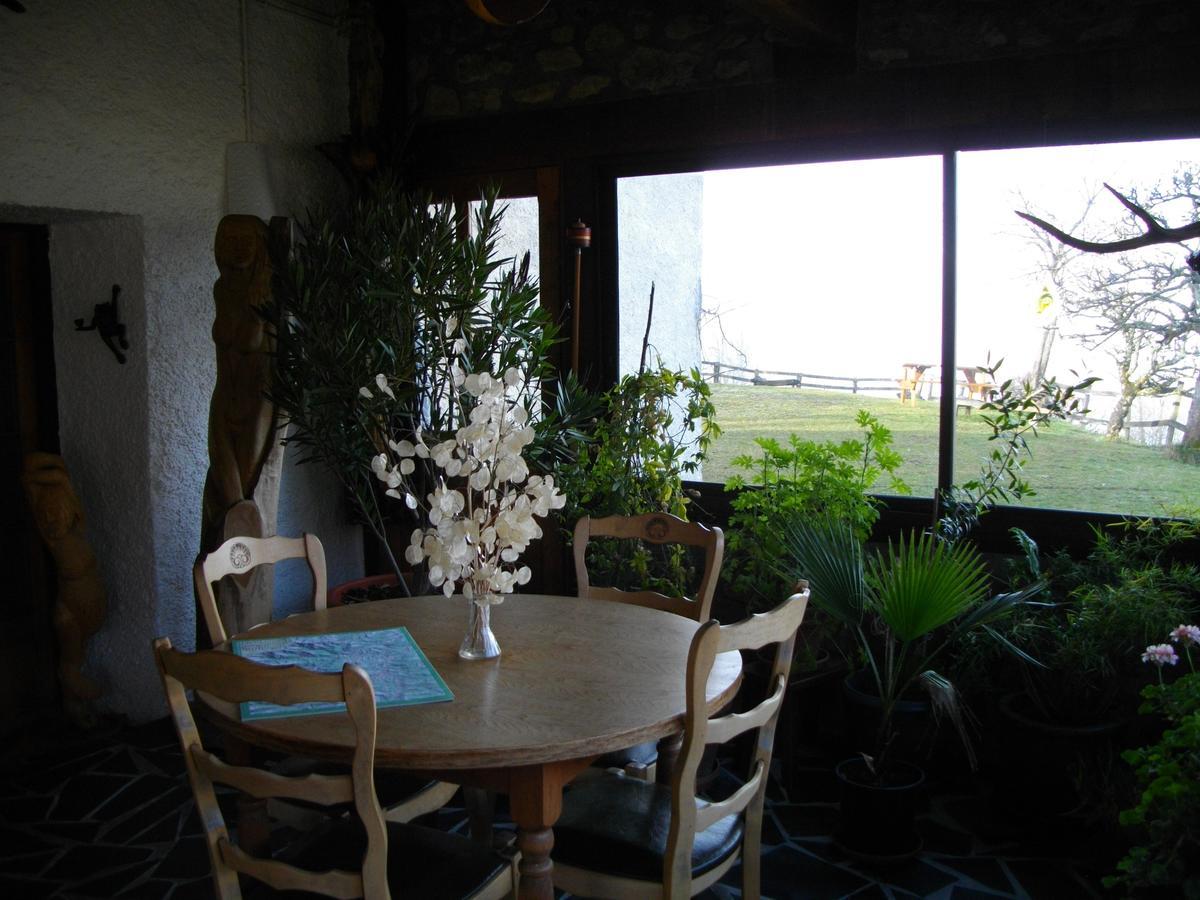 B&B Las Trinquades Boussenac Экстерьер фото